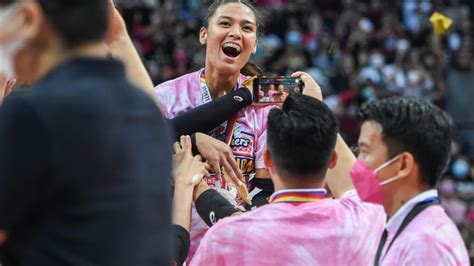 Ced Domingo admits she did not expect winning Finals MVP.